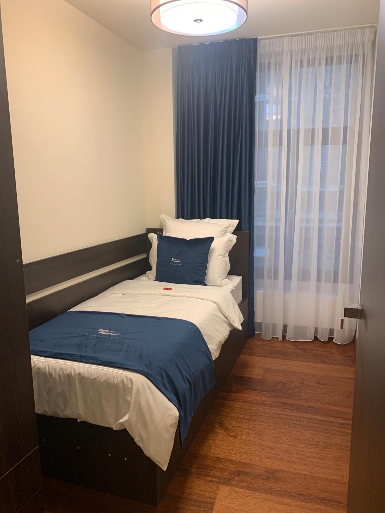 Botanique Suites Airbnb, Amberes Exterior foto