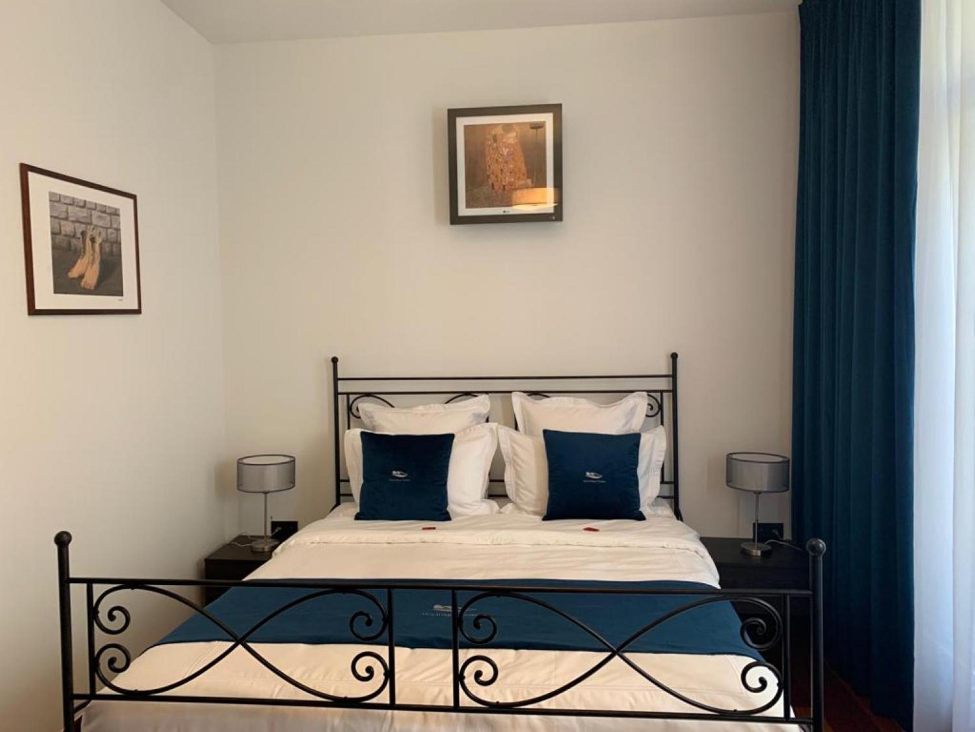 Botanique Suites Airbnb, Amberes Exterior foto